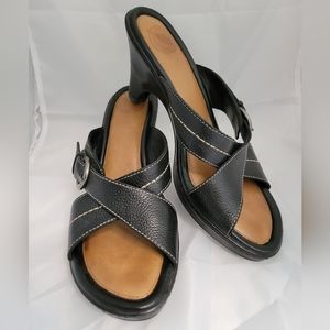 Nuture Serra Black Leather Slides Heels Pumps Sandals Shoes Sz 8.5